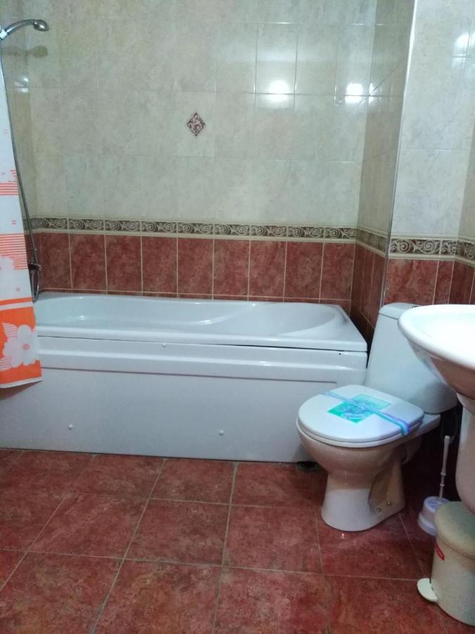 Хотел Златна Котва Kazanlŭk Dış mekan fotoğraf